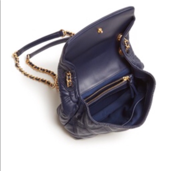 🌟🌸TORY BURCH🌸🌟navy/gold handbag🌟✨✨🌸✨🌟🎊 - Picture 5 of 8